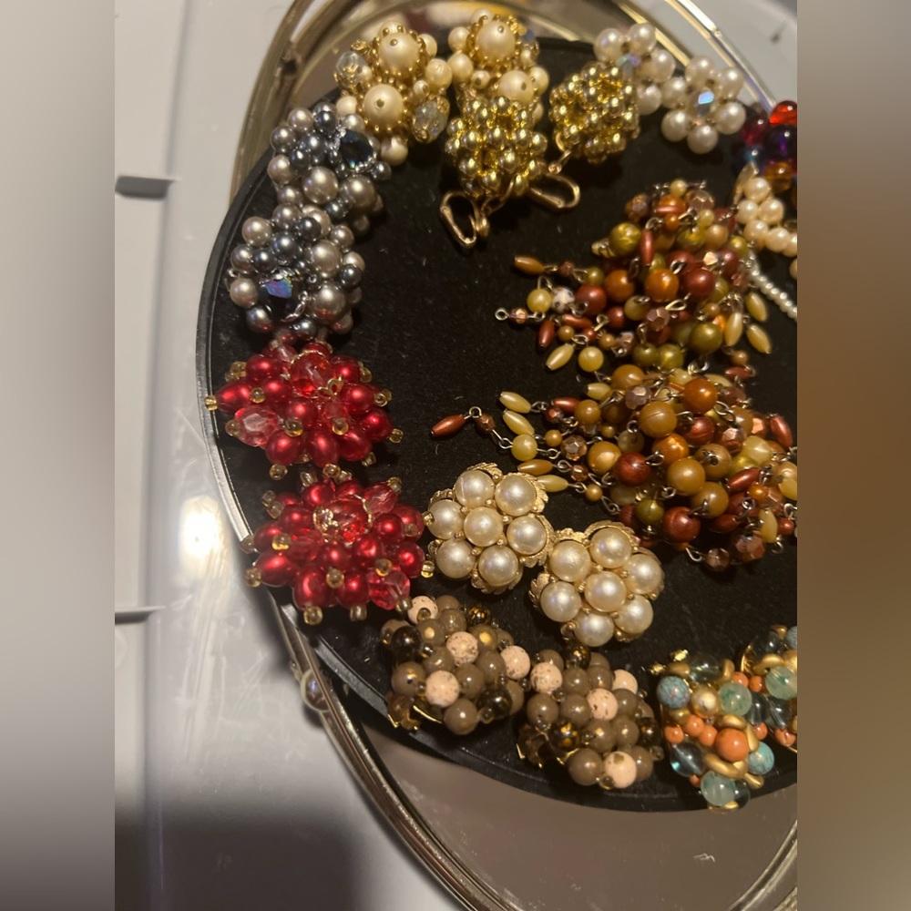 VINTAGE CLUSTERS - Picture 3 of 15